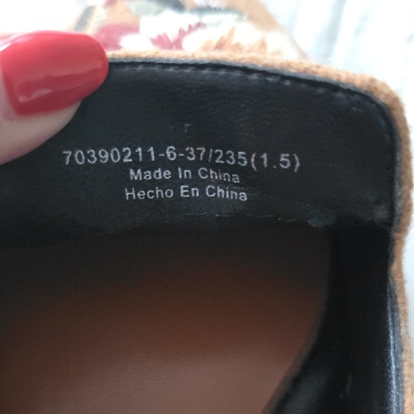 Charles & Keith Brown Floral Embroidered Mules - Picture 8 of 8